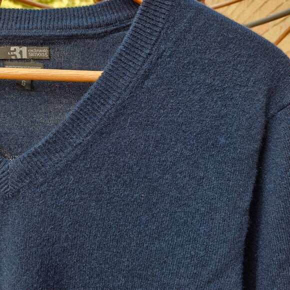 Elegant Navy pull V-neck 100% cashmere - Picture 4 of 8